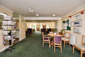 COMMUNAL LOUNGE- click for photo gallery